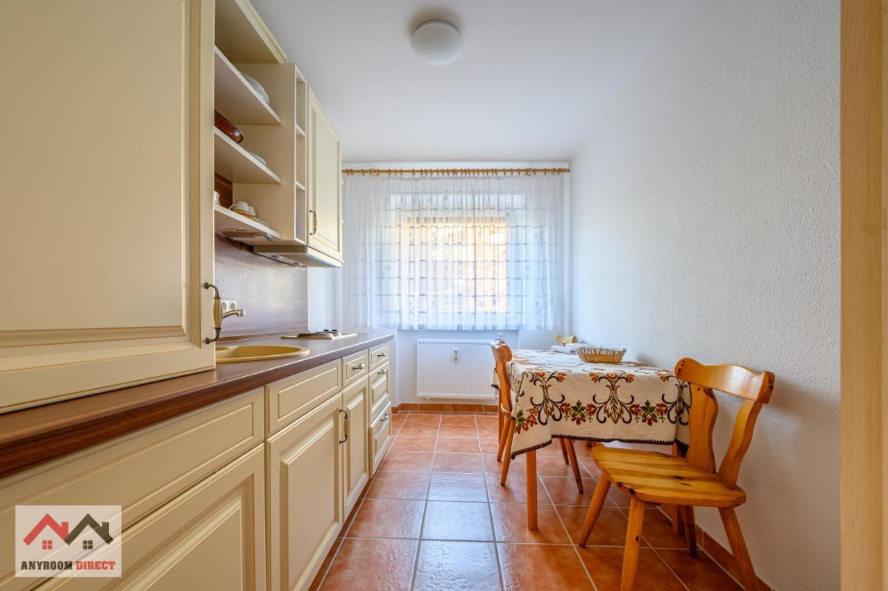 Anyroomdirect Private Apartments Near Hannover Exhibition Room Agency Kültér fotó