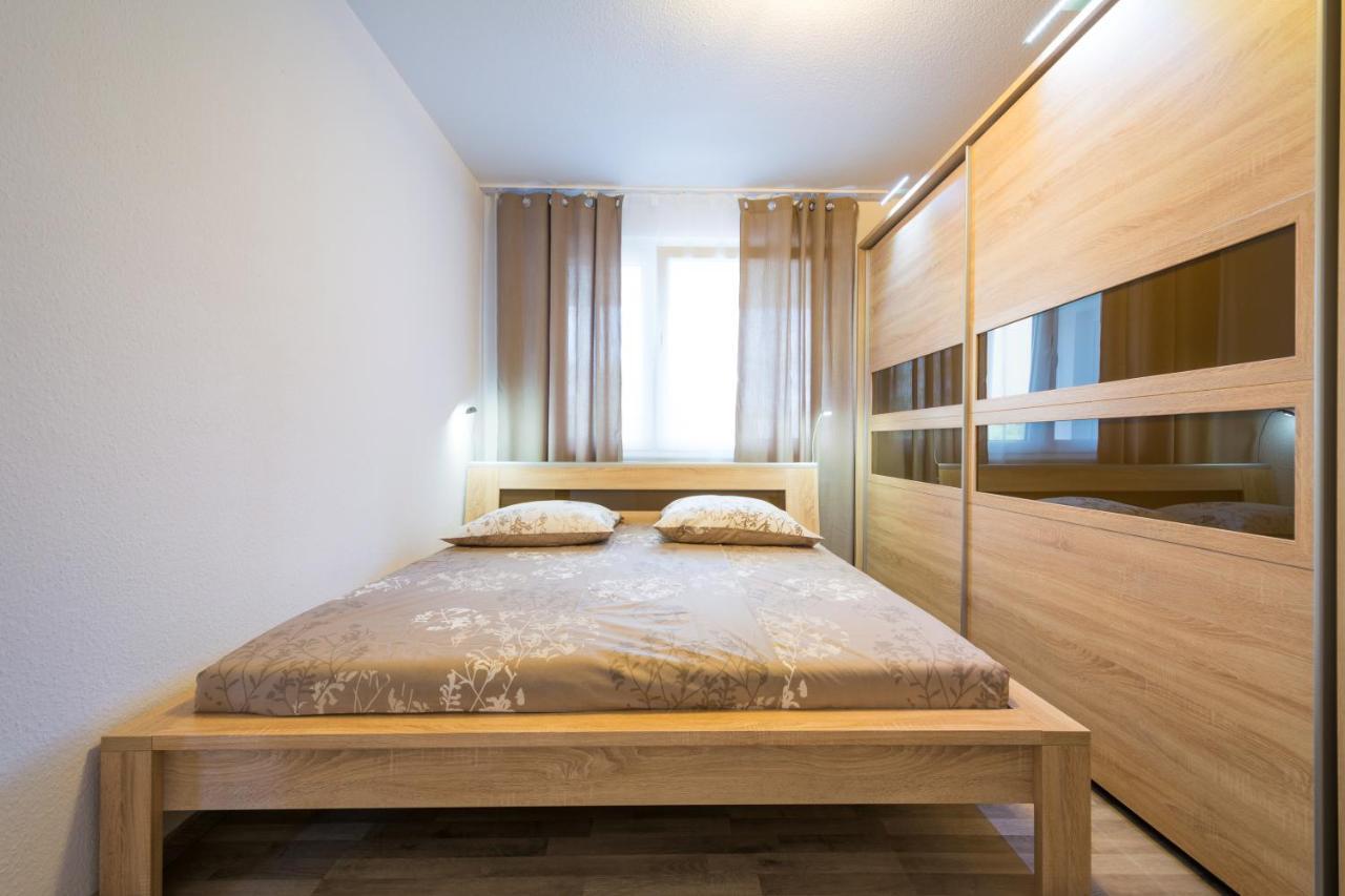 Anyroomdirect Private Apartments Near Hannover Exhibition Room Agency Kültér fotó