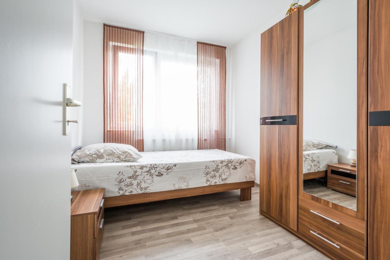 Anyroomdirect Private Apartments Near Hannover Exhibition Room Agency Kültér fotó