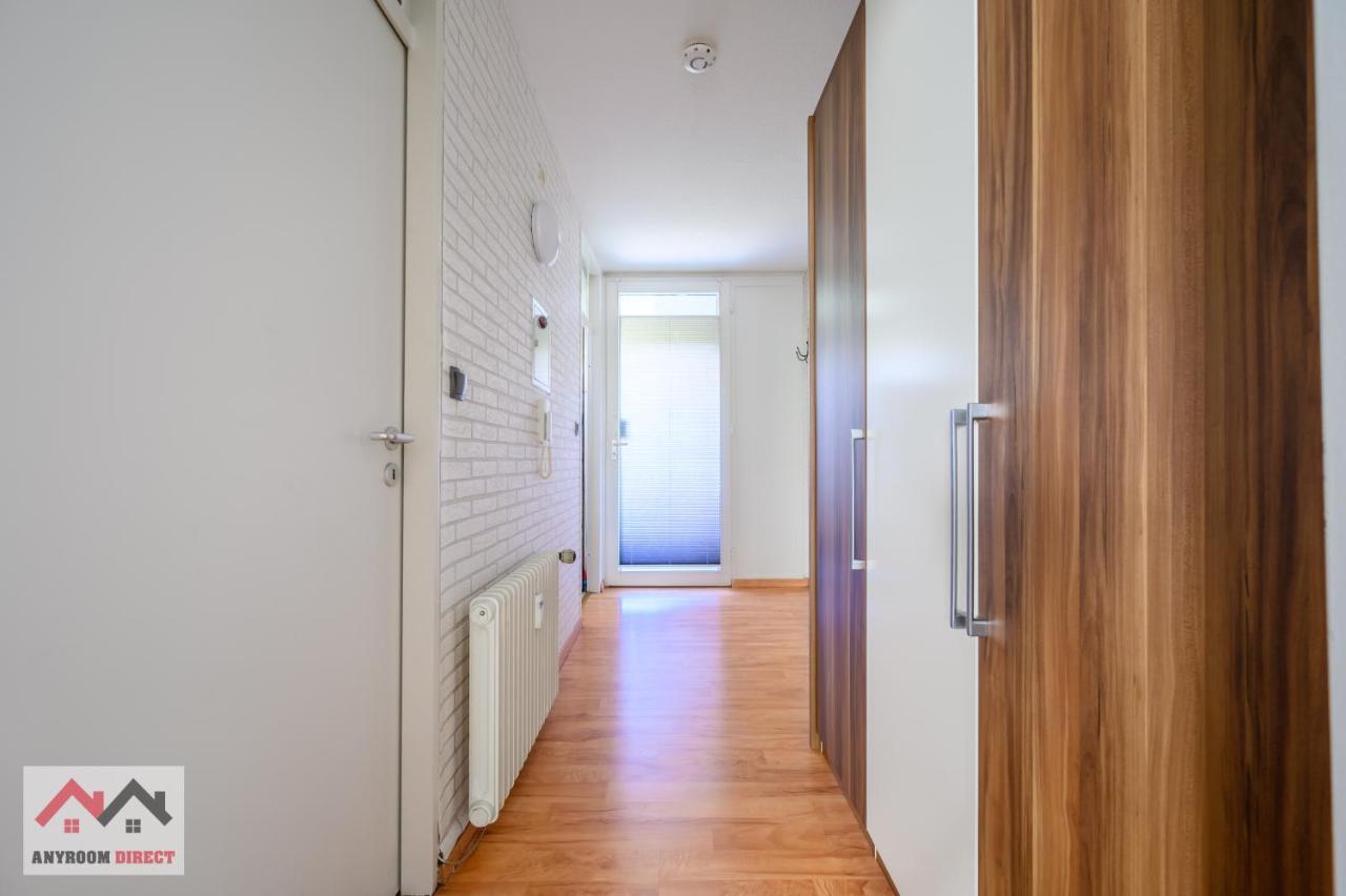 Anyroomdirect Private Apartments Near Hannover Exhibition Room Agency Kültér fotó
